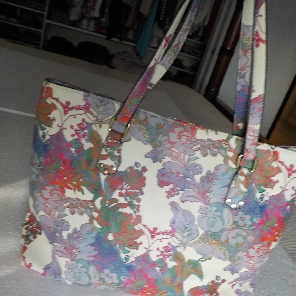 NWOT Tote Bag/ Wallet - Picture 7 of 13